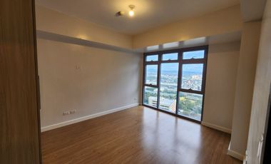Park Triangle Residences 3 Bedrooms, Fort Bonifacio, Taguig City