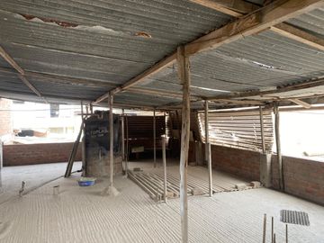 SAN GABRIEL VILLA MARIA DEL TRIUNFO VENTA DE CASA DE 161 M2 UBICADO A UNA CUADRA DEL ESTADIO OLLANTAY EN VALLECITO ALTO A 10 MINUTOS DE LA ESTACIÒN MA