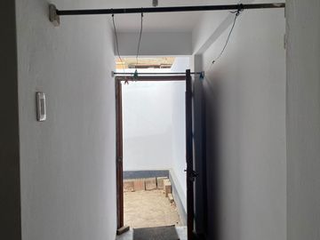 SAN GABRIEL VILLA MARIA DEL TRIUNFO VENTA DE CASA DE 161 M2 UBICADO A UNA CUADRA DEL ESTADIO OLLANTAY EN VALLECITO ALTO A 10 MINUTOS DE LA ESTACIÒN MA