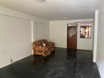 SAN GABRIEL VILLA MARIA DEL TRIUNFO VENTA DE CASA DE 161 M2 UBICADO A UNA CUADRA DEL ESTADIO OLLANTAY EN VALLECITO ALTO A 10 MINUTOS DE LA ESTACIÒN MA
