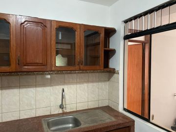 SAN GABRIEL VILLA MARIA DEL TRIUNFO VENTA DE CASA DE 161 M2 UBICADO A UNA CUADRA DEL ESTADIO OLLANTAY EN VALLECITO ALTO A 10 MINUTOS DE LA ESTACIÒN MA