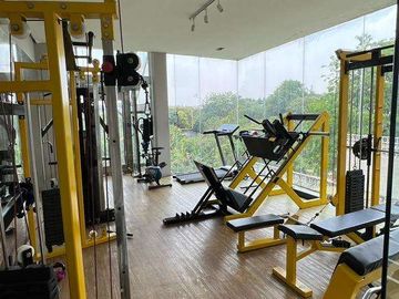 Rumah 6 Lantai Super Lux di Komplek Perdagangan Bintaro