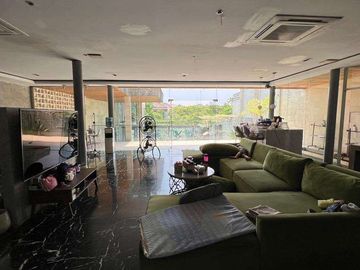 Rumah 6 Lantai Super Lux di Komplek Perdagangan Bintaro