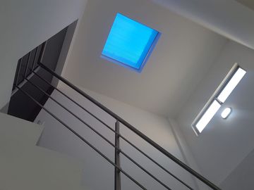 BAJAMOS EL PRECIO HERMOSA CASA EN VENTA, ARQUITECTURA MODERNA, INDEPENDIENTE, A ESTRENAR