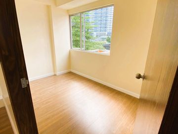 FOR SALE❗Serene 3BR w/ parking in Avida One Antonio, San Antonio, Makati City for Php 25.1 million❗