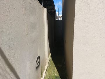 Casa de venta en la Urbanización Villa Bonita, 4 dormitorios, Mi Lote.