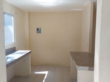 Casa de venta en la Urbanización Villa Bonita, 4 dormitorios, Mi Lote.
