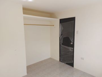 Casa de venta en la Urbanización Villa Bonita, 4 dormitorios, Mi Lote.