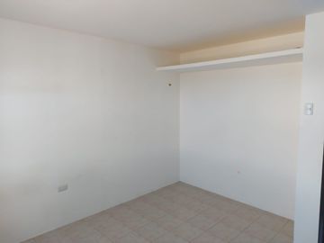 Casa de venta en la Urbanización Villa Bonita, 4 dormitorios, Mi Lote.