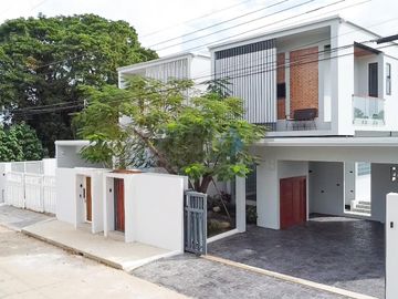 New Modern House with Pool in Hang Dong for Sale or Rent near Kad Farang Village