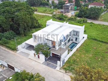 New Modern House with Pool in Hang Dong for Sale or Rent near Kad Farang Village