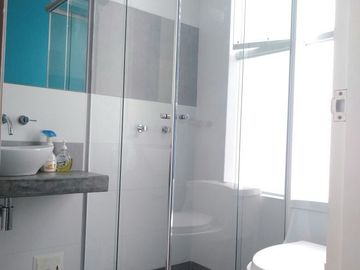 VENDO CASA EN 2DA FILA, CONDOMINIO DE PLAYA LAS GRAMAS (PUERTO VIEJO)