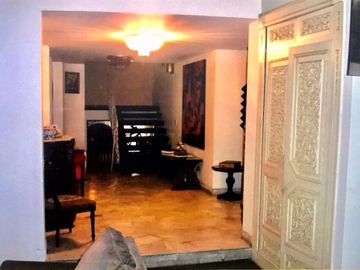 Se Vende Casa en San Isidro Cz - Residencial 9 Pisos y Azotea