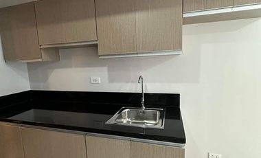 RENT TO OWN STUDIO UNIT IN AXIS RESIDENCES MANDALUYONG NEAR. BGC TAGUIG CITY