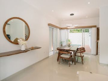 Rumah modern semi villa di Jimbaran bawah