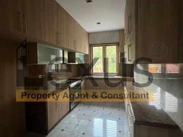 Dijual Cepat Rumah di Taman Villa Meruya, Jakarta Barat
