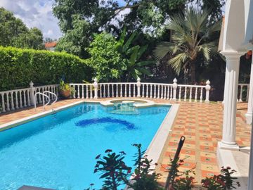 VENTA DE CASA QUINTA MELGAR