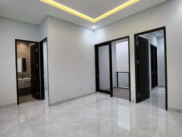 Rumah design classic modern di komplek Cempaka putih Jakarta pusat