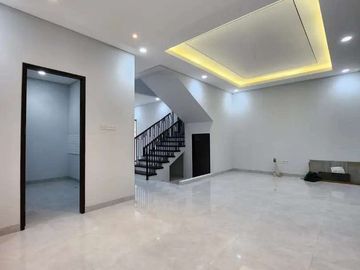 Rumah design classic modern di komplek Cempaka putih Jakarta pusat