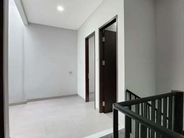 Rumah design classic modern di komplek Cempaka putih Jakarta pusat