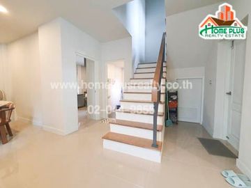 โครงการเซนโทร อ่อนนุช-สุวรรณภูมิ (Centro On Nut-Suvarnabhumi)