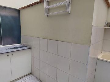 CERCA A OVALO HIGUERETA - DEPARTAMENTO EN VENTA EN PRIMER PISO  – SURCO