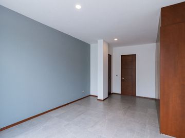 🚨VENTA🚨 CASA NUEVA A 4 MINUTOS DEL TEC DE MTY CON TERRAZA