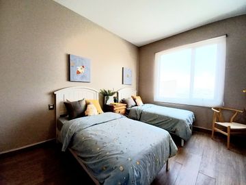 CASA EN VENTA EN ZIBATA CON OPCION A 4TA HABITACION EN PLANTA BAJA