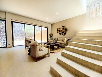 CASA EN VENTA EN ZIBATA CON OPCION A 4TA HABITACION EN PLANTA BAJA