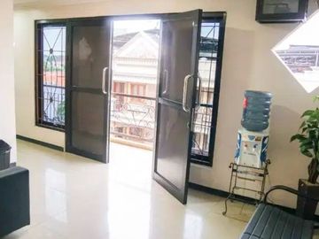 DIJUAL CEPAT Kost Eksklusif di area Padang Pasir Siwalankerto Surabaya