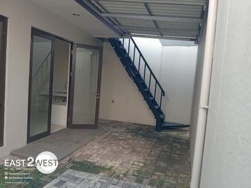 Disewakan Rumah Cluster Foglio Foresta BSD City Tangerang Kondisi Fresh Baru Renovasi Bagus Nyaman Siap Huni
