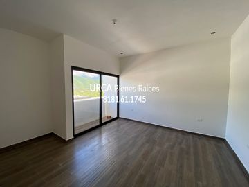 Casa en Venta en Cumbres de Santiago, Nuevo León