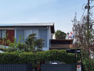 CASA ESQUINA VILLA OSCAR CASTRO