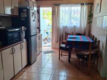 CASA ESQUINA VILLA OSCAR CASTRO