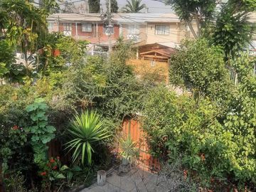 CASA ESQUINA VILLA OSCAR CASTRO