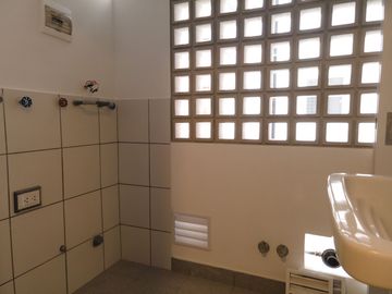 (Petfriendly) en Edificio Diseñado por Armando Paredes.