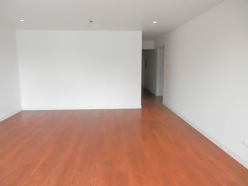 (Petfriendly) en Edificio Diseñado por Armando Paredes.
