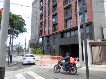 (Petfriendly) en Edificio Diseñado por Armando Paredes.