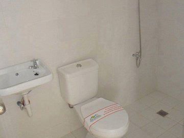 4Bedroom House and Lot fot Sale  Alenxandra Single Attached With fence Ready for Occupancy