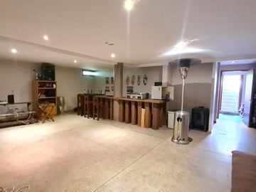 BROKER HERMOSA CASA 6D+6B+7E