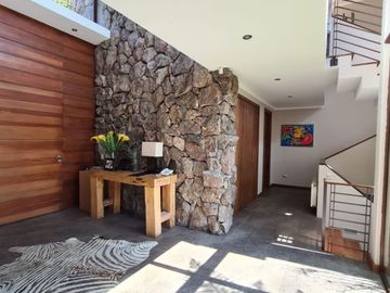 BROKER HERMOSA CASA 6D+6B+7E