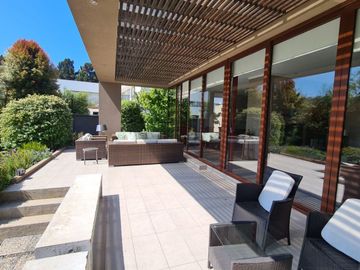 BROKER HERMOSA CASA 6D+6B+7E