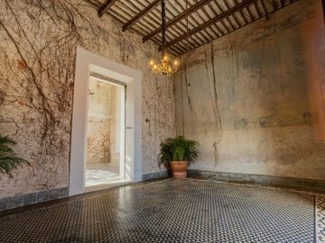 CASONA ESTILO COLONIAL EN EL CENTRO DE MÉRIDA, ZONA SAN CRISTÓBAL