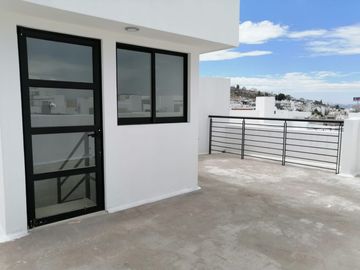 CASA EN VENTA, PUNTA ESMERALDA, CORREGIDORA, QUERETARO.