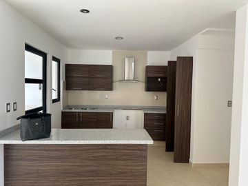 CASA EN VENTA, PUNTA ESMERALDA, CORREGIDORA, QUERETARO.