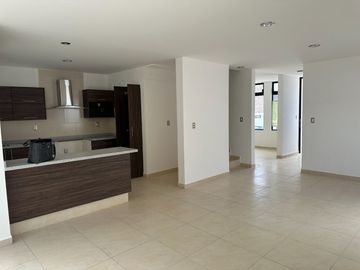 CASA EN VENTA, PUNTA ESMERALDA, CORREGIDORA, QUERETARO.