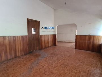 CASA EN VENTA, COLONIA GAMEZ, IRAPUATO, EN ZONA DE HOSPITALES Y ZONA COMERCIAL