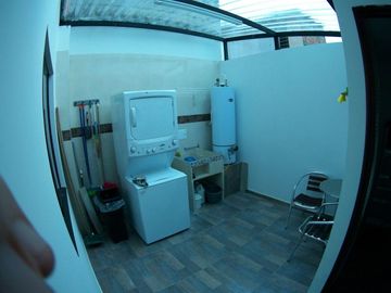 HABITACION AMOBLADA BARRIO LA ENEA, SECTOR LA NUBIA