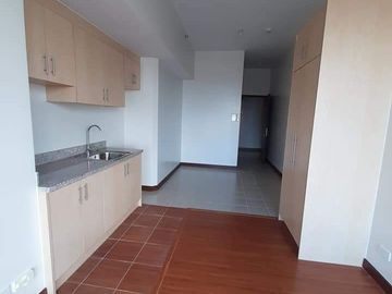 Condo near rcbc gt burgundy techzone rent to own