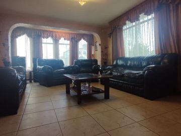 ¡Cerca a Metro! Vendo Casa 300 m² Terreno Urb. Privada Cerro Colorado